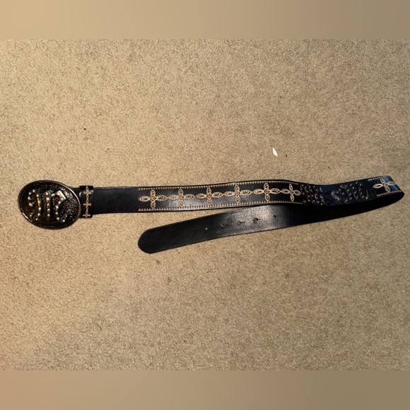 Miss me Black and Silver Belt with Ornate Buckle - Picture 2 of 5